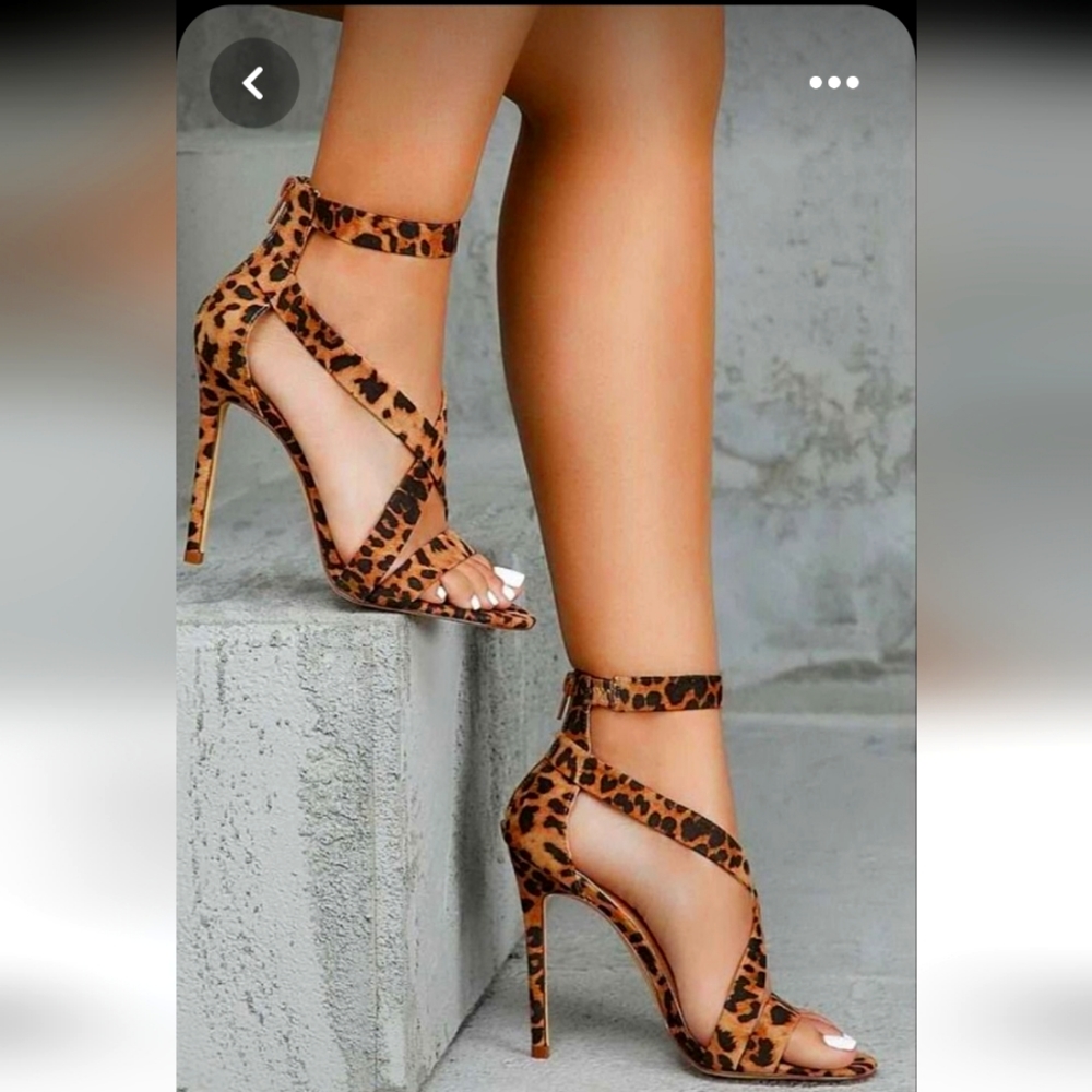 DiJiGirls, 6.5 shoe size, panther print